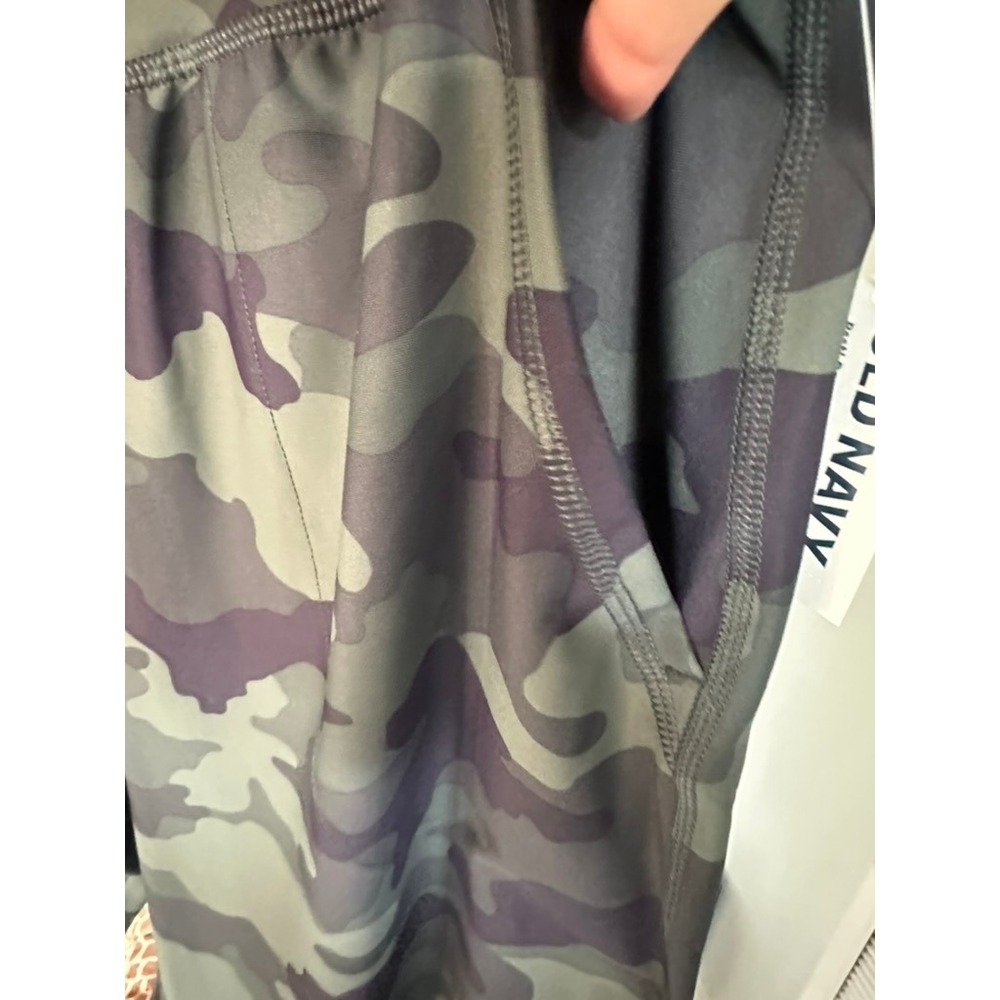 Old Navy Active Powersoft High-Rise Jogger Camo Green Ankle Pants L NEW - Picture 4 of 10